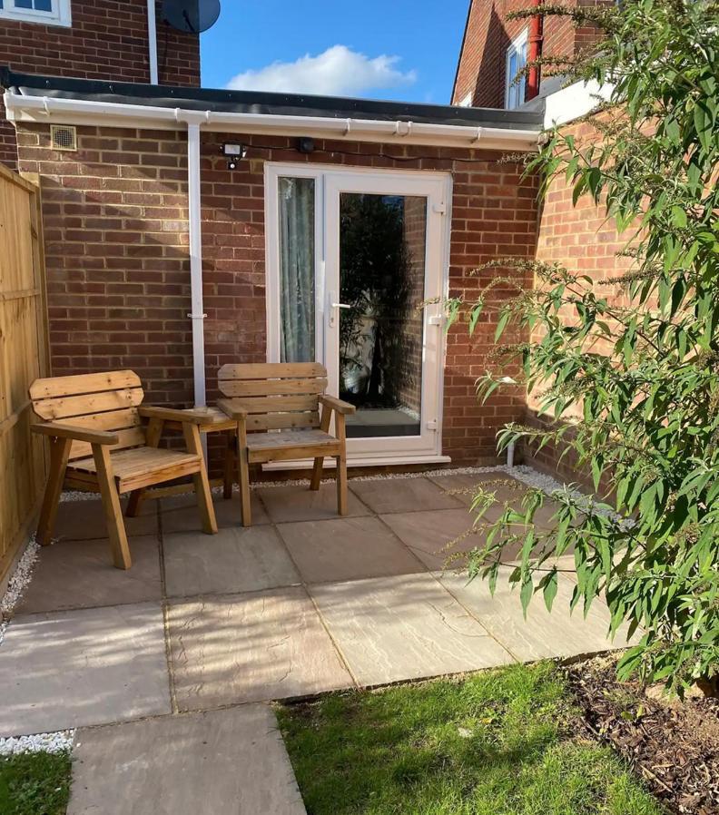One Bedroom Apartment, Driveway, Bracknell Centre Ngoại thất bức ảnh